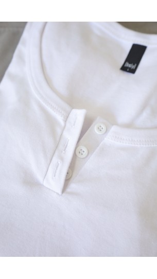 AVELLANA Remera B809