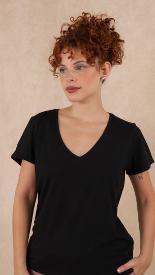 PEANUT Remera-B107