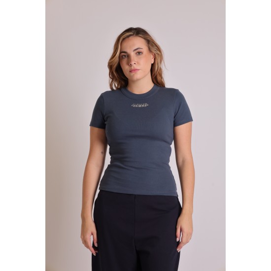 LAURELES Remera B724