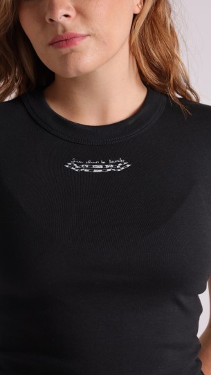 LAURELES Remera B724